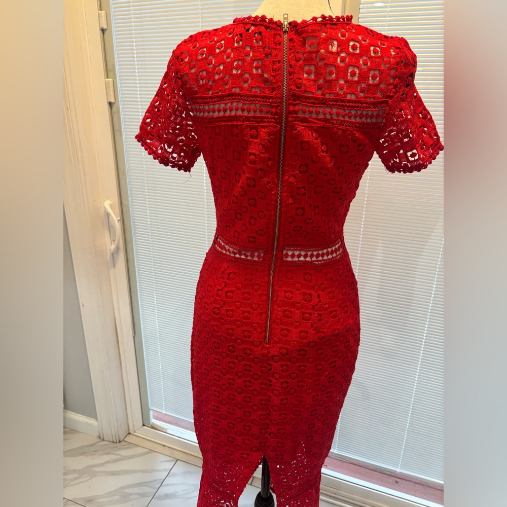 Prettylittlething / red dress / size 8 - Picture 6 of 9